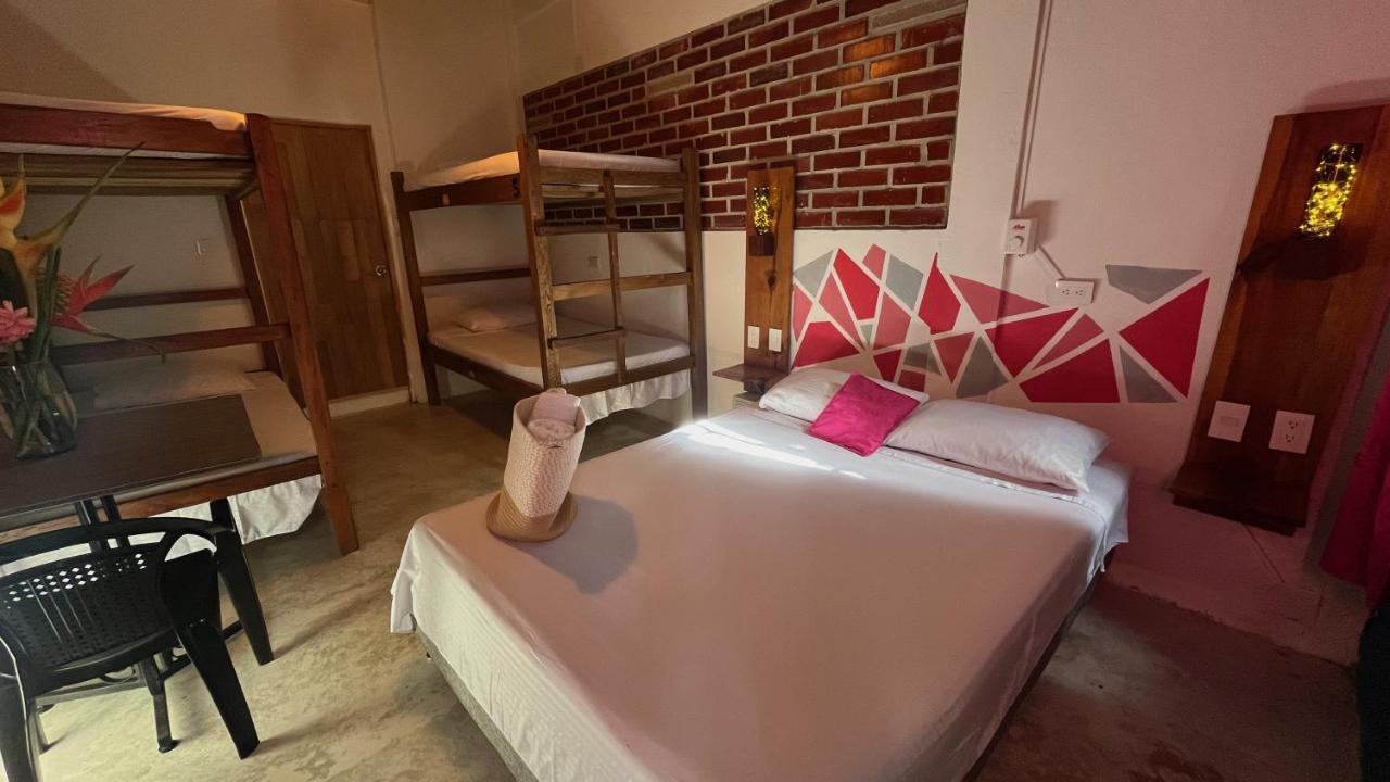 Tayrona Juancho'S House Hostel & Coworking Los Naranjos Zewnętrze zdjęcie